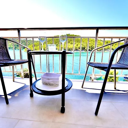 Niksa Apartamento Novigrad (Dalmatia)