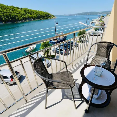 Niksa Apartment *