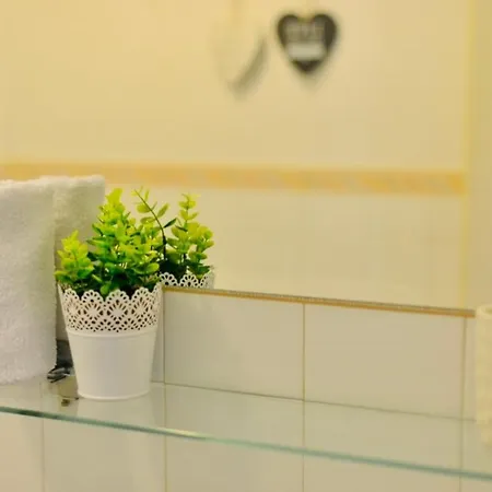 Niksa * Novigrad (Dalmatia)